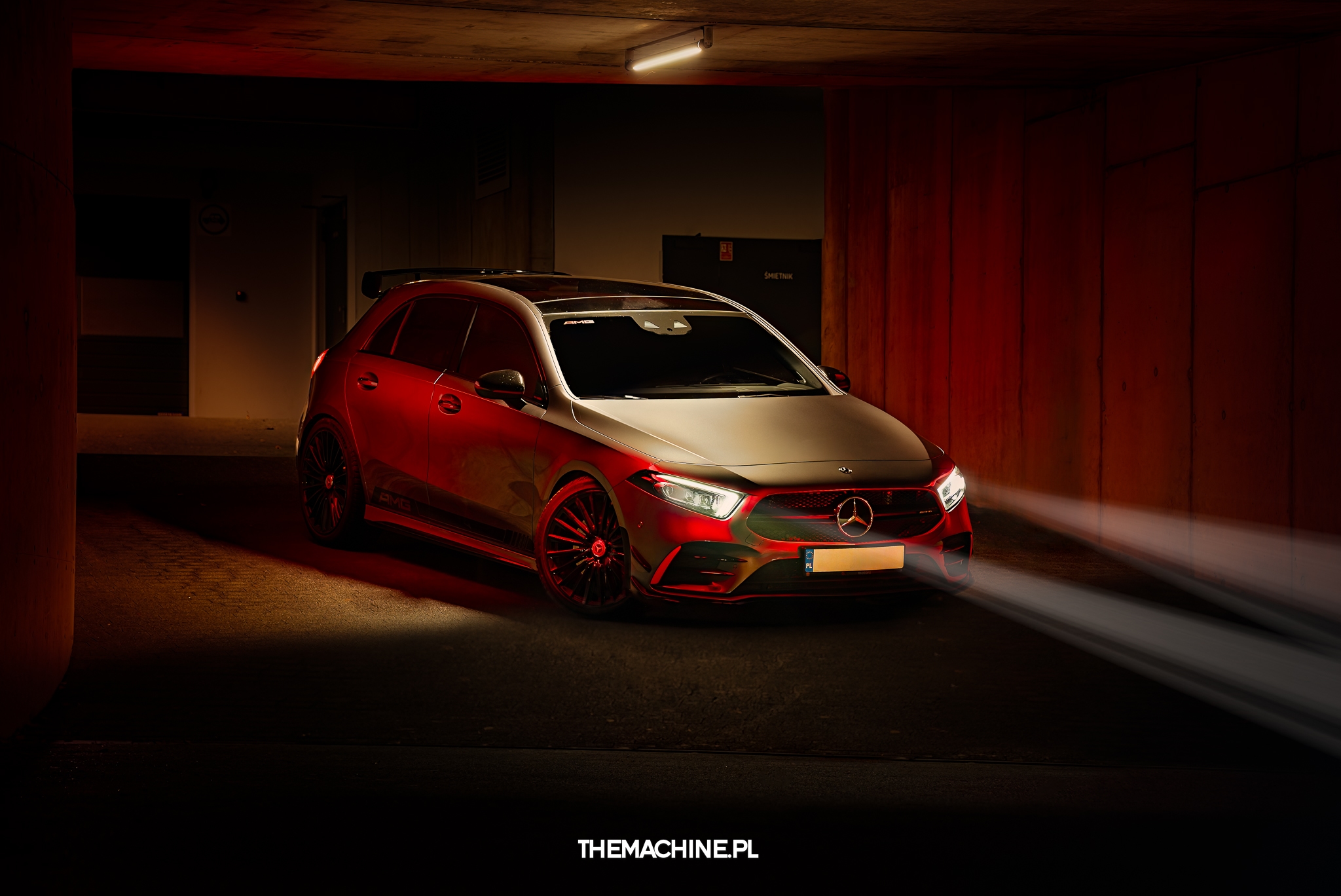 Mercedes Benz by THEMACHINE.PL fotografia motoryzacyjna, fotograf motoryzacyjny, zdjęcia samochodów, sesja motoryzacyjna